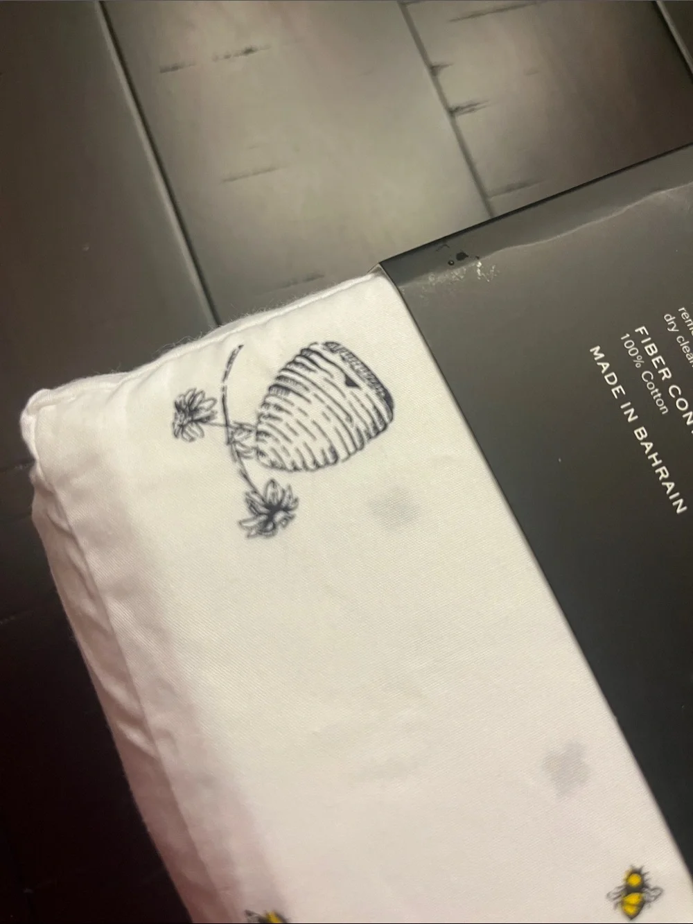 Ralph Lauren Bee Beehive Sheet Set King new White Flat, Fitted. 2 Pillow Cases